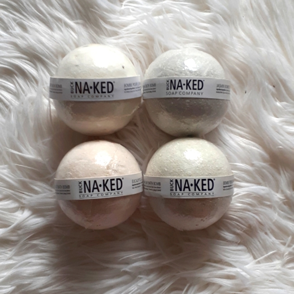 NWT Bundle of 4 Buck Naked Soap Co. Bath Bombs
